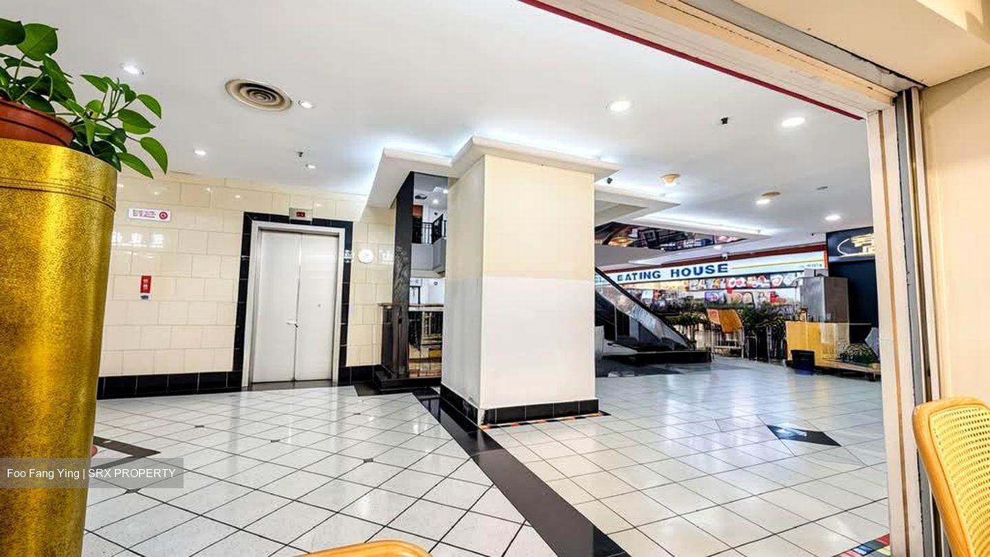 Parklane Shopping Mall (D7), Retail #596218021